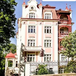 Apartament Bayer, Karlowe Wary